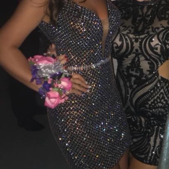 Hoco dress - Picture 4 of 4